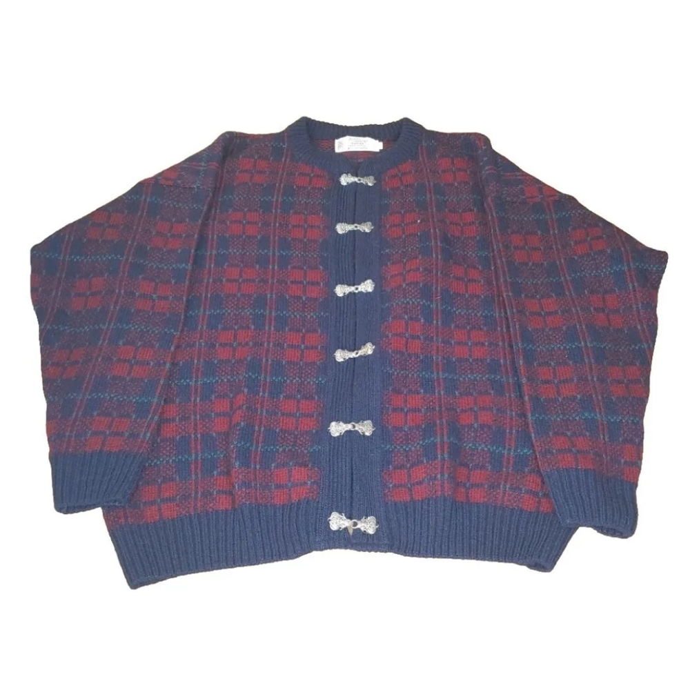 Nor'easterly Traditional Scotland Wool Sweater Cardigan Celtic Clasp Vintage